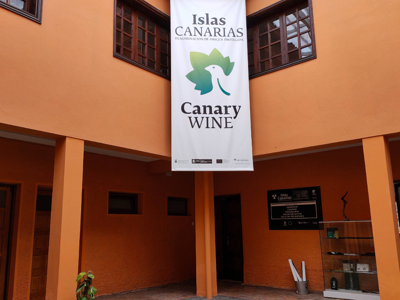 La Justicia se reafirma en el uso exclusivo por parte de la Denominación de Origen Protegida de Vinos Islas Canarias de su marca Canary Wine 
