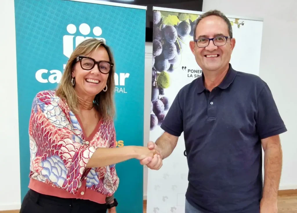 Firma acuerdo AVIBO Cajamar